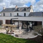 Rénovation d’une habitation existante et création d’une extension - projet à Saint-Renan dans le Finistère en Bretagne. Projet réalisé par l'Atelier Cédric Didat